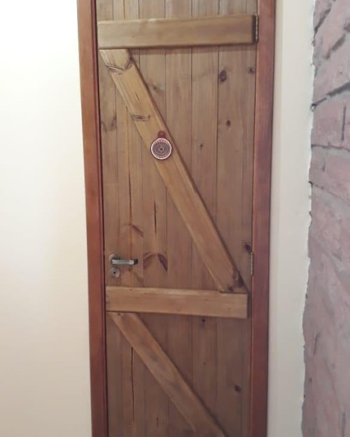 Portas Externas de Madeira