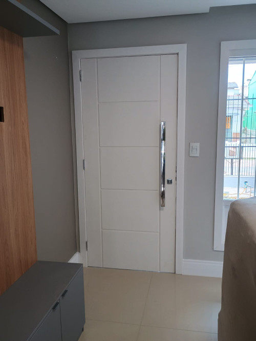 Portas Externas de Madeira