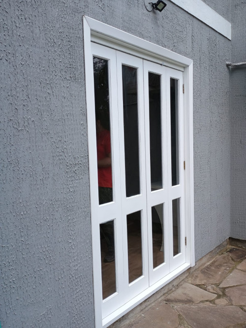 Portas Externas de Madeira