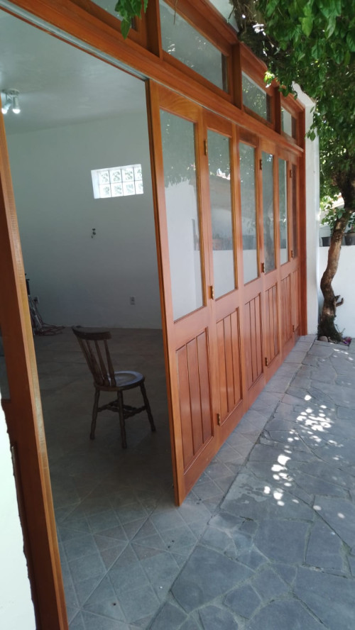 Portas Balcão de Madeira